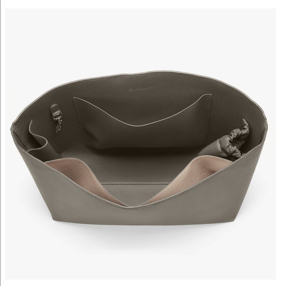 Cuyana Tote Organization Insert